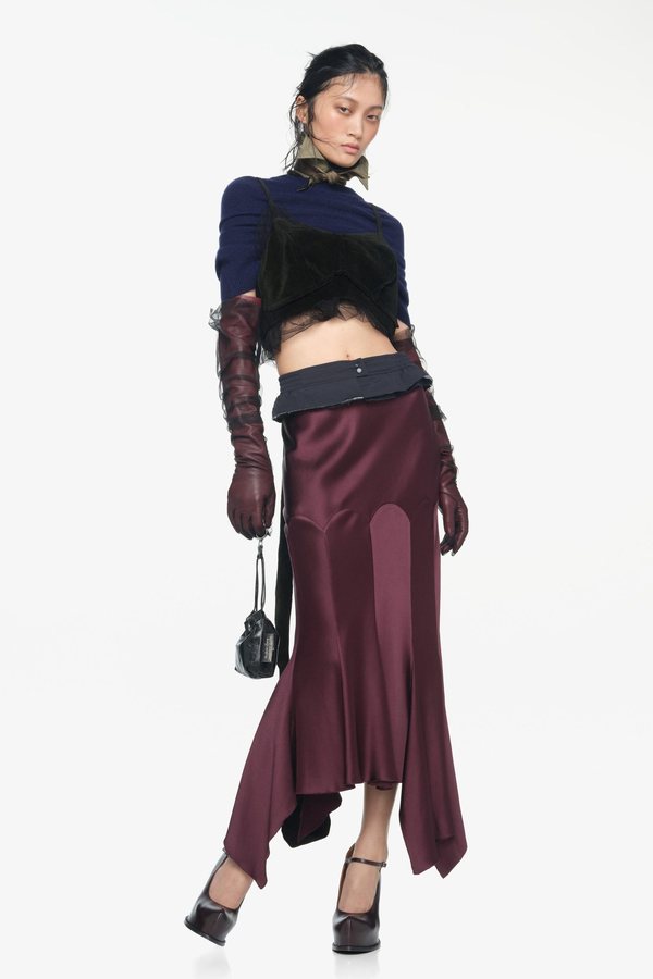 La collaboration entre Zara et John Galliano est disponible