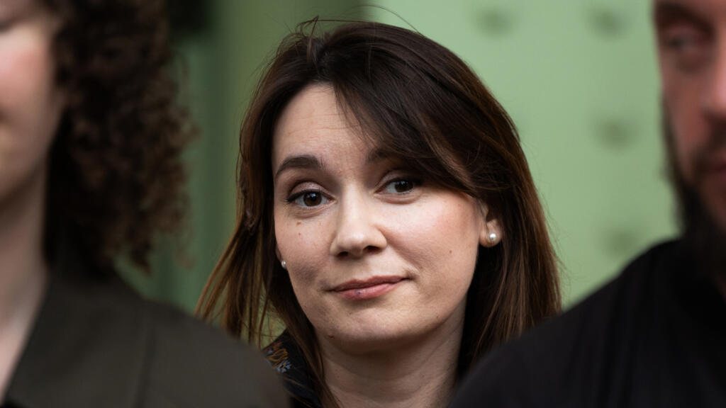 Xenia Fedorova, accusée d’être la voix du Kremlin, visée par un arrêté d’expulsion