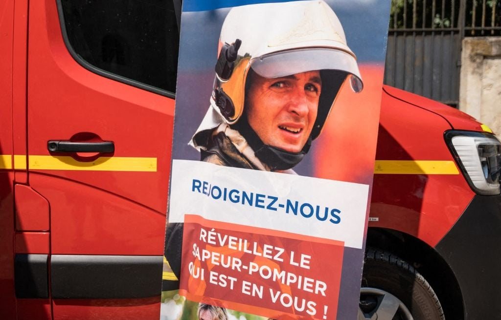 Incendies: Plus de 7.000 candidatures reçues en 24 heures par le Syndicat des pompiers volontaires