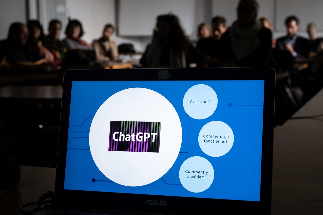 L'IA à l'école : ce que dit le ministère italien sur ChatGPT et Claude en classe
