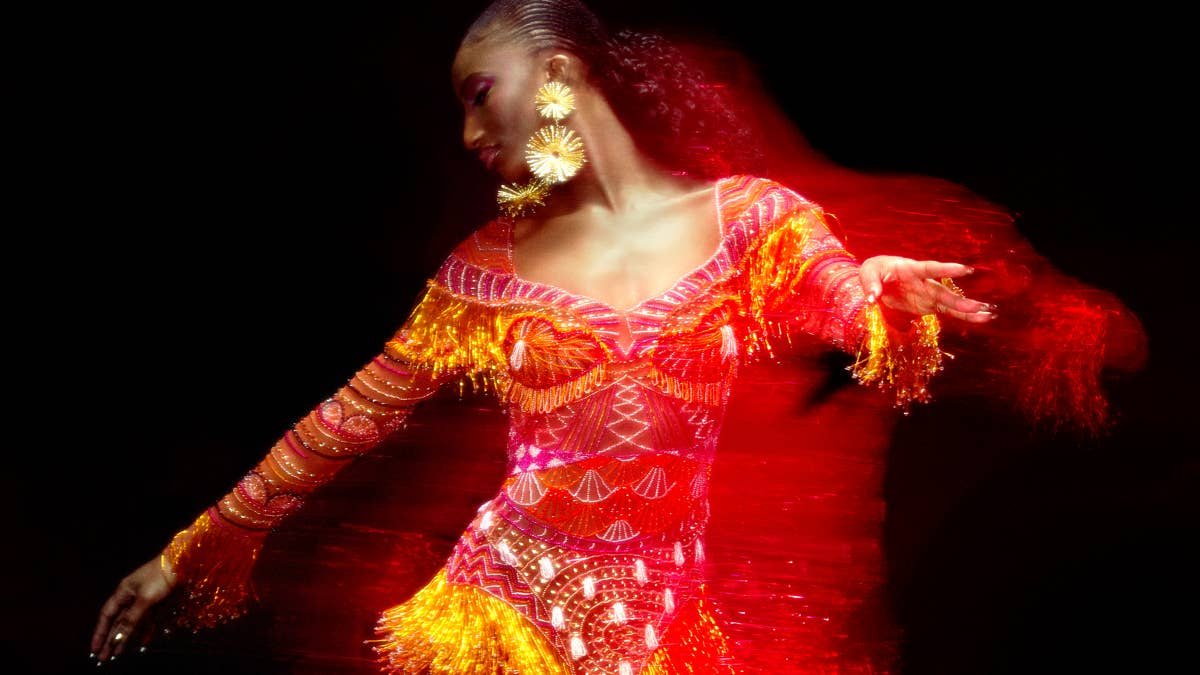 Onalaja renaît de ses cendres à la Fashion Week de Londres