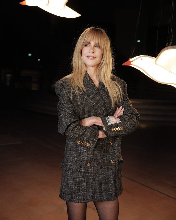 Nicole Kidman relance la tendance des ongles « nuage » pour l'automne