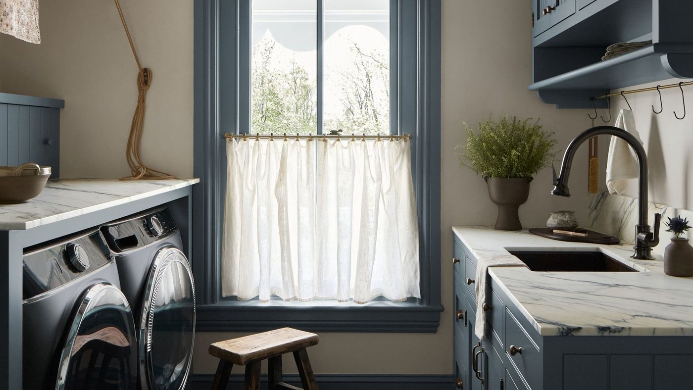 Sécher son linge à l'intérieur : cinq alternatives élégantes aux étendoirs classiques