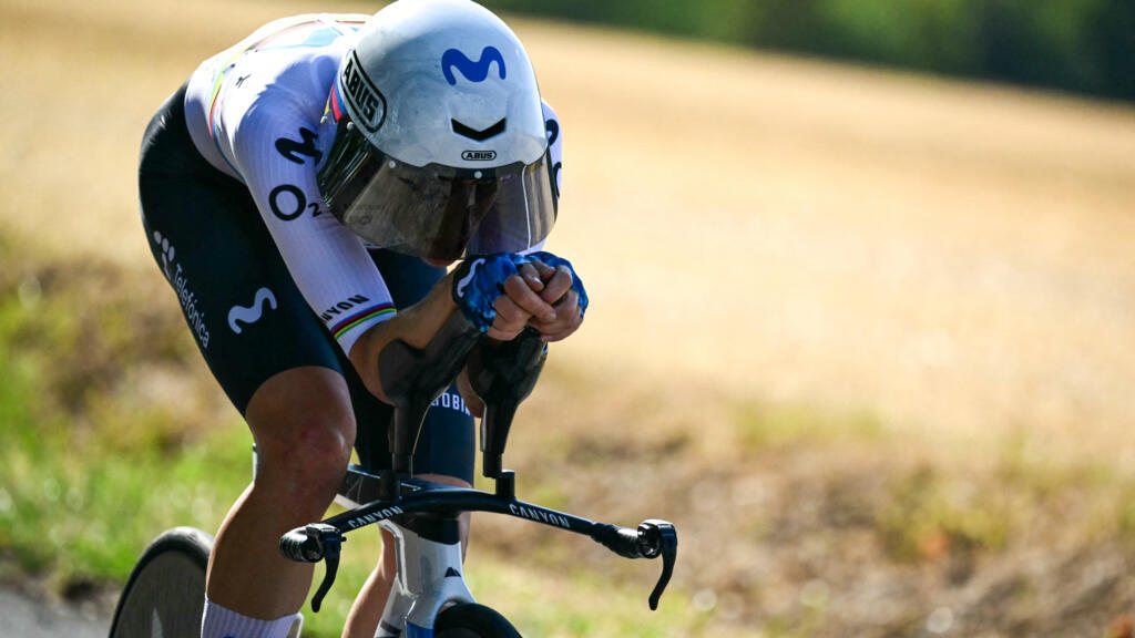 Marlen Reusser remporte le contre-la-montre de la 4e étape du Tour de France femmes et prend le maillot jaune