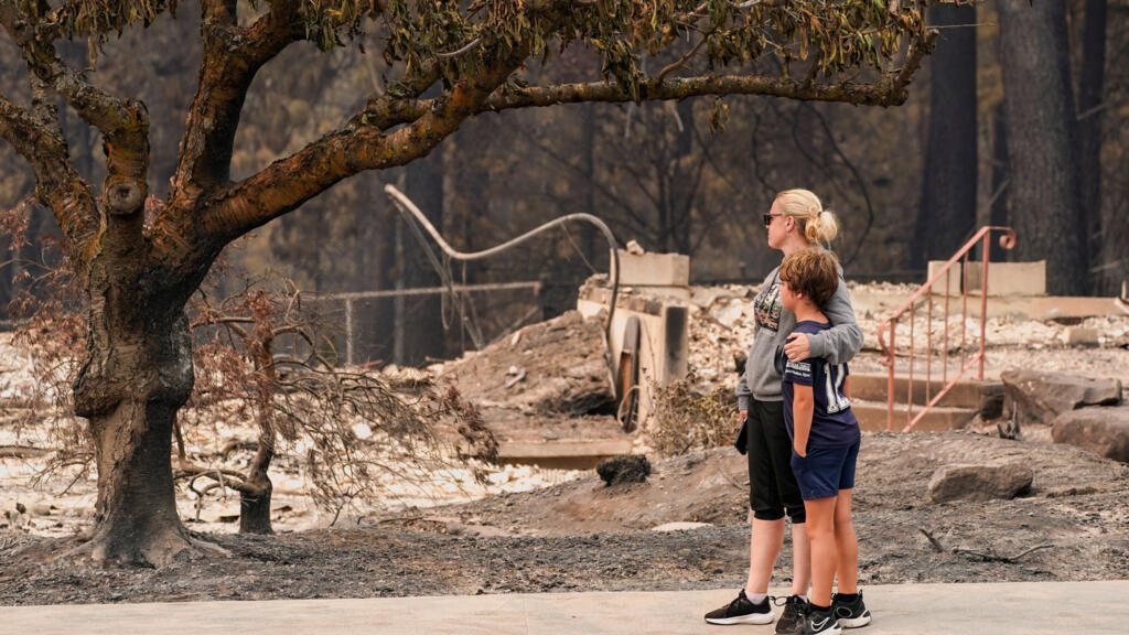 Des feux de forêt dévastateurs ravagent Spokane et détruisent des centaines de bâtiments
