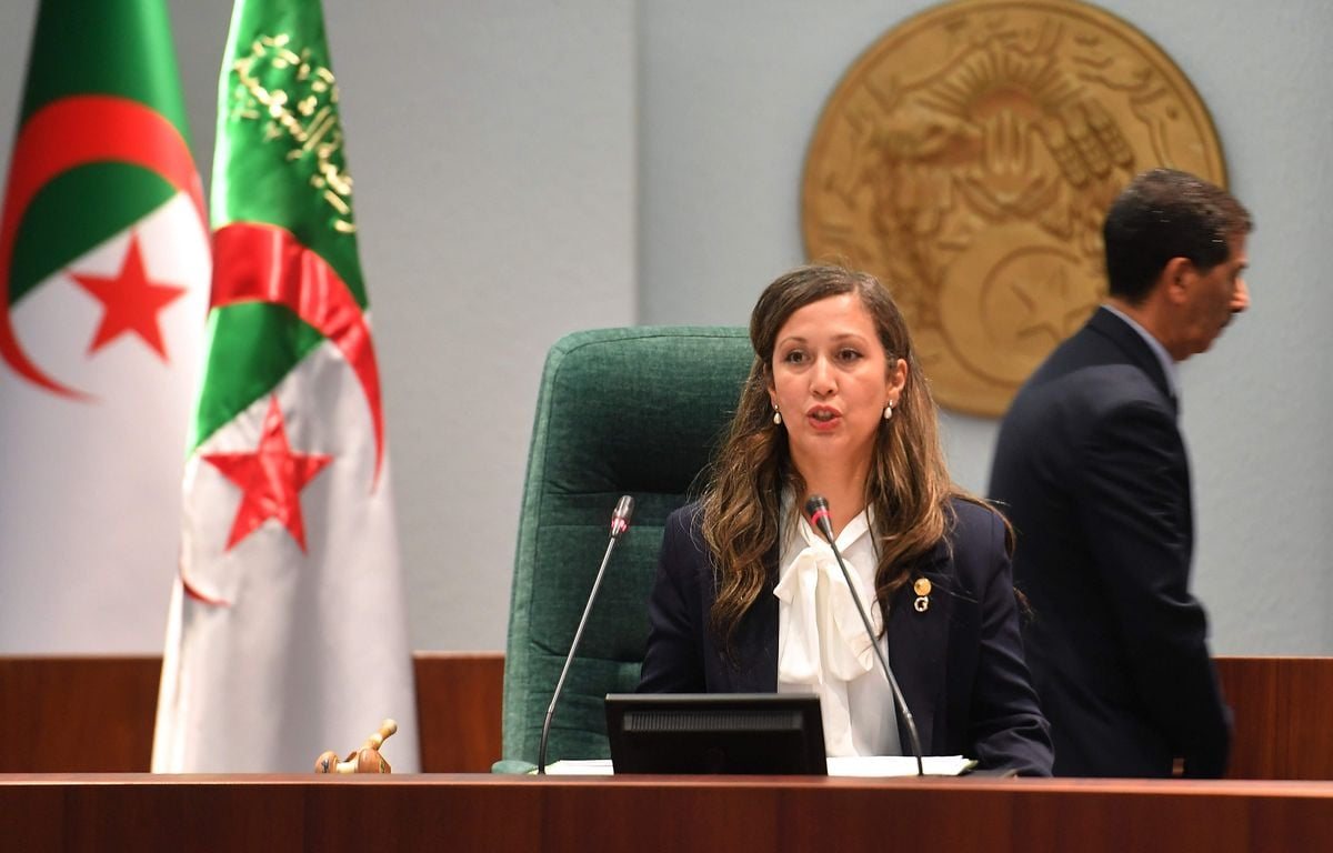 Khalida Boufedeche devient la première femme à présider le Parlement algérien