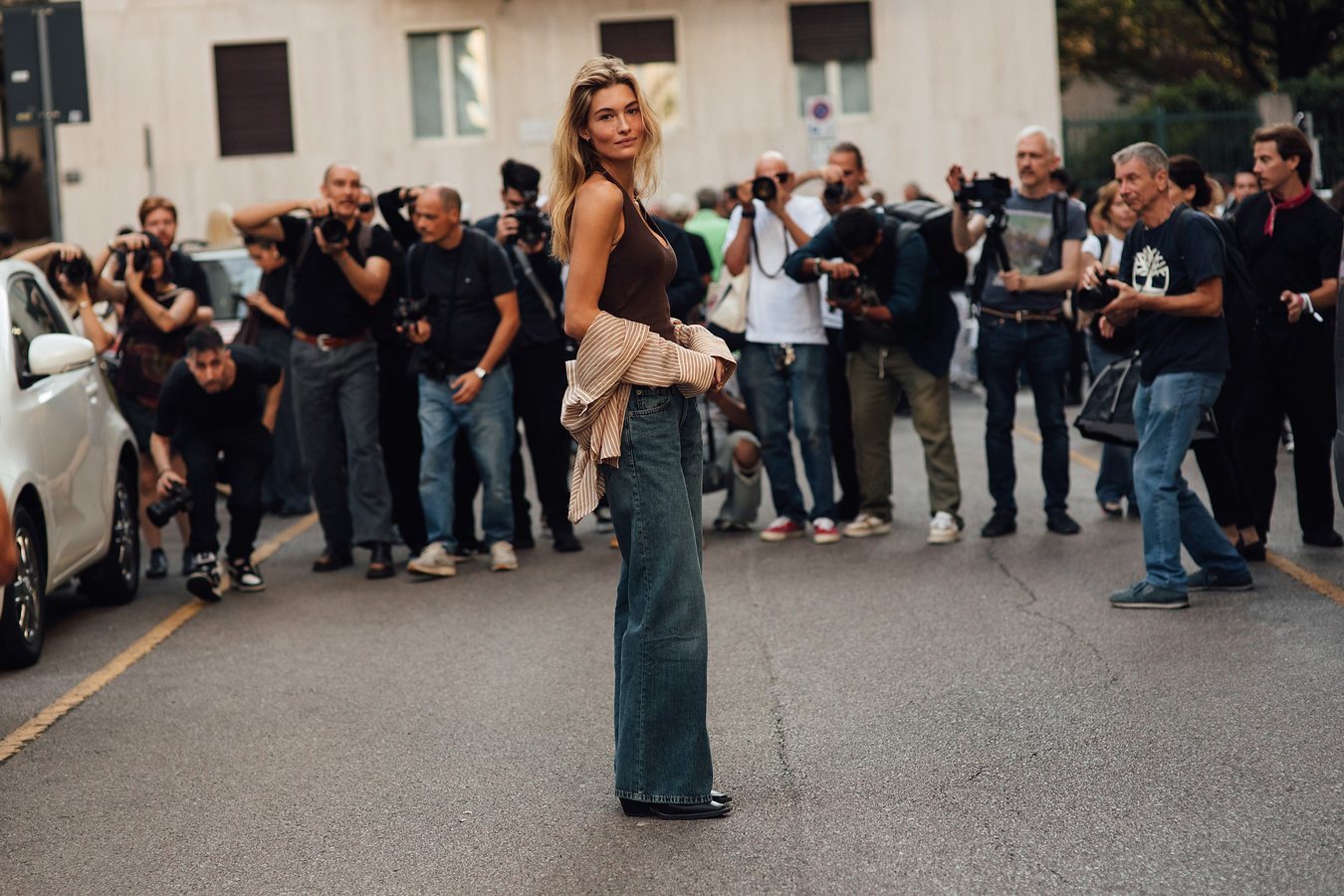 Comment les Milanaises portent le jean cet automne-hiver