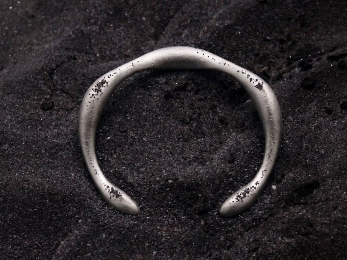 Arc, le bracelet qui rappelle discrètement de poser le téléphone